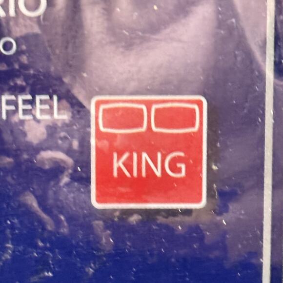 Luxurious Huntington Home King Gray Green Blanket Super Soft 100% Polyester NEW - Picture 10 of 10